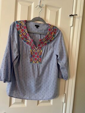 Talbots Light Blue Embroidered V-Neck Peasant Top -Size Medium